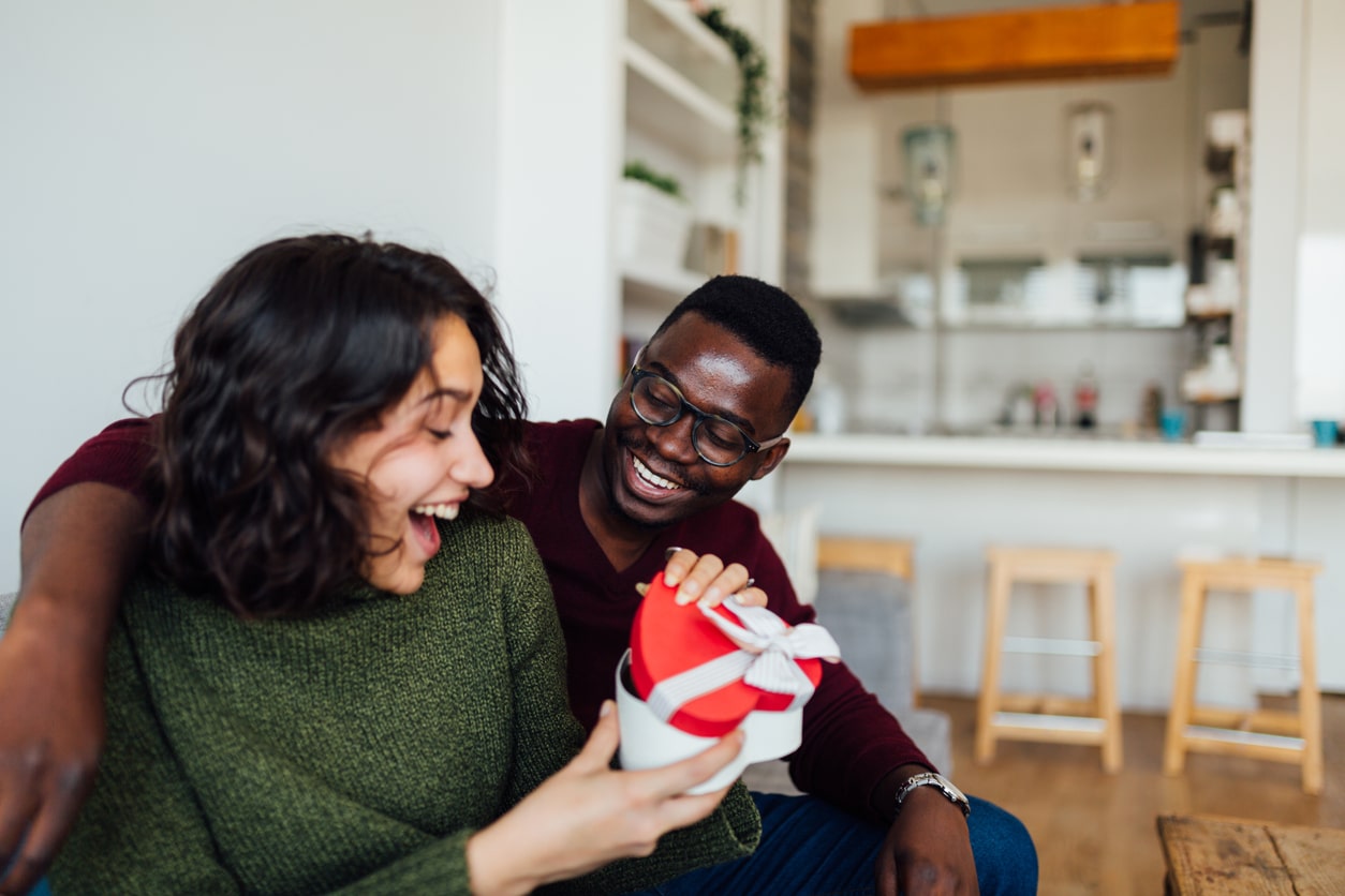 valentines day deals