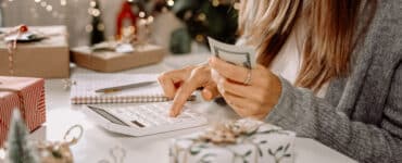 Savvy Holiday Spending