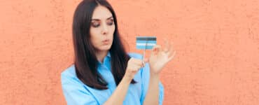 wait before you cancel your credit cards
