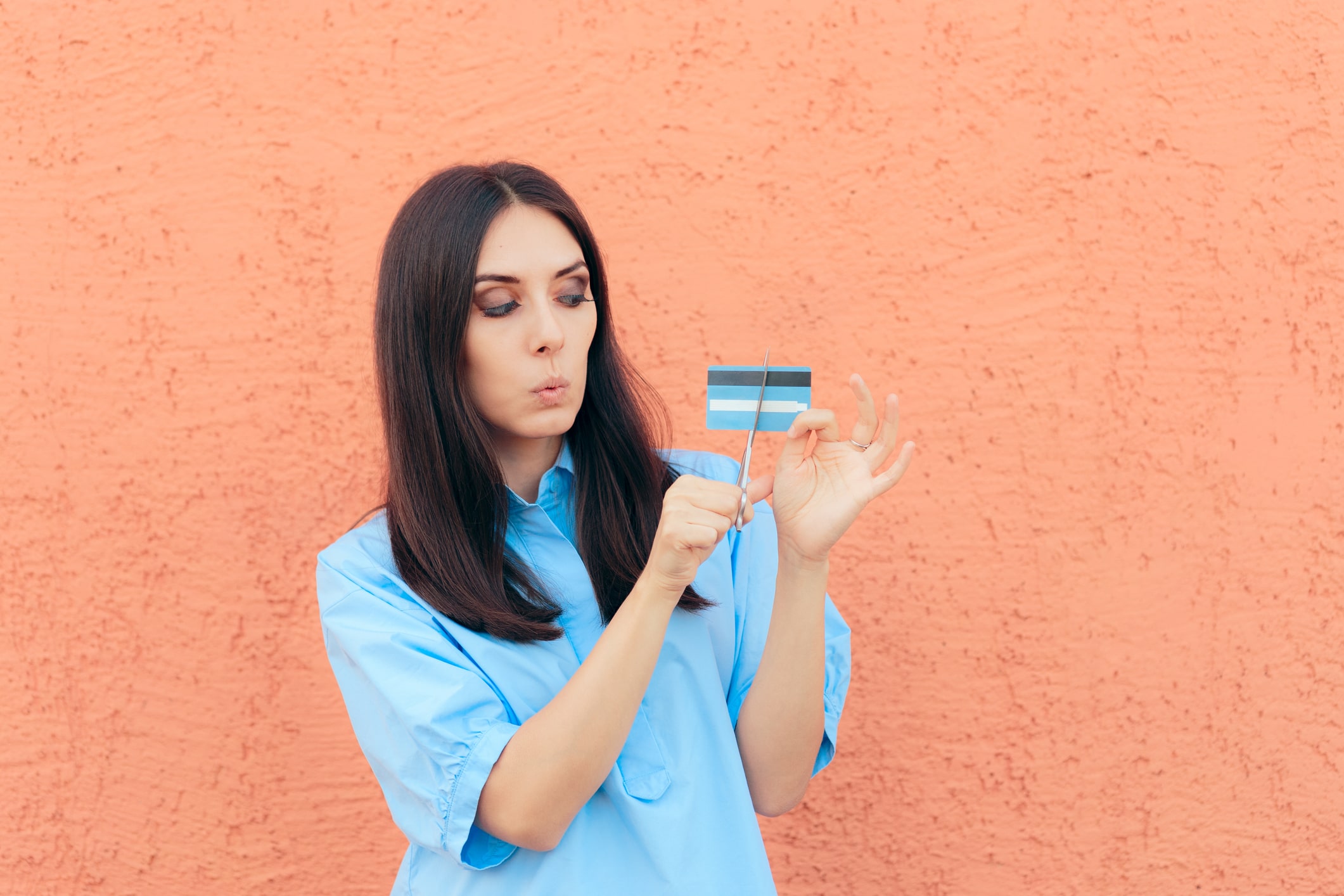 wait before you cancel your credit cards