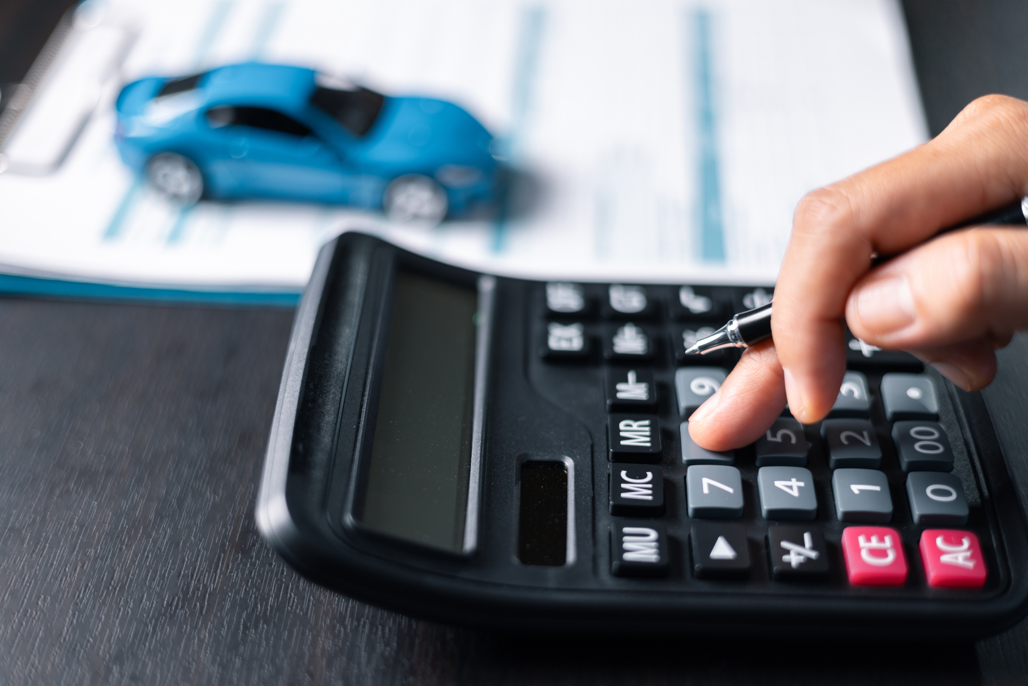 What Happens to Your Credit When You Pay Off a Car Loan Early?